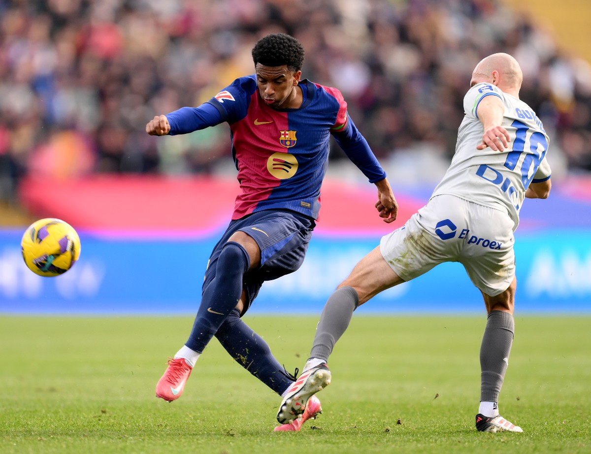 Alejandro Balde en action pour le FC Barcelone