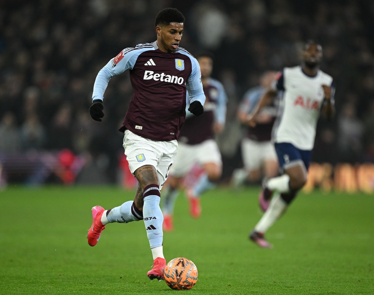 Marcus Rashford en action pour Aston Villa