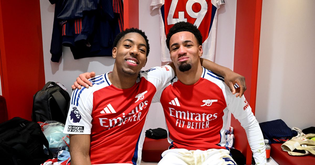 Arsenal mise sur ses jeunes talents - Nwaneri et Lewis-Skelly brillent