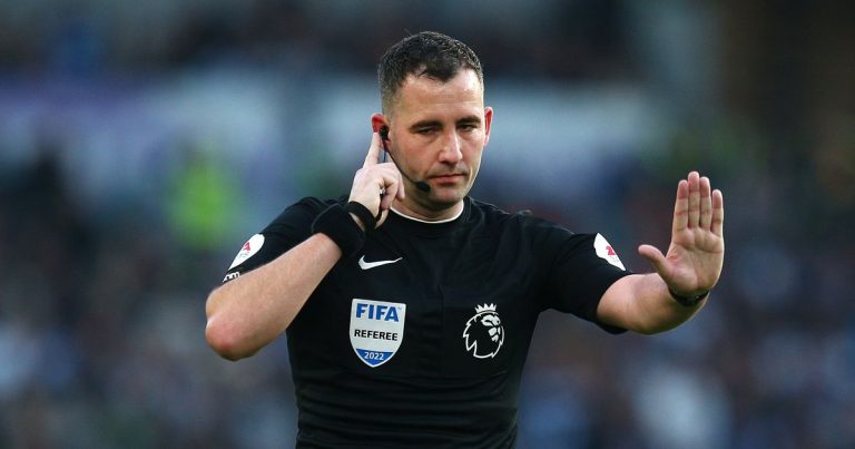 Controverse autour des arbitres de Premier League après blessure d-un joueur