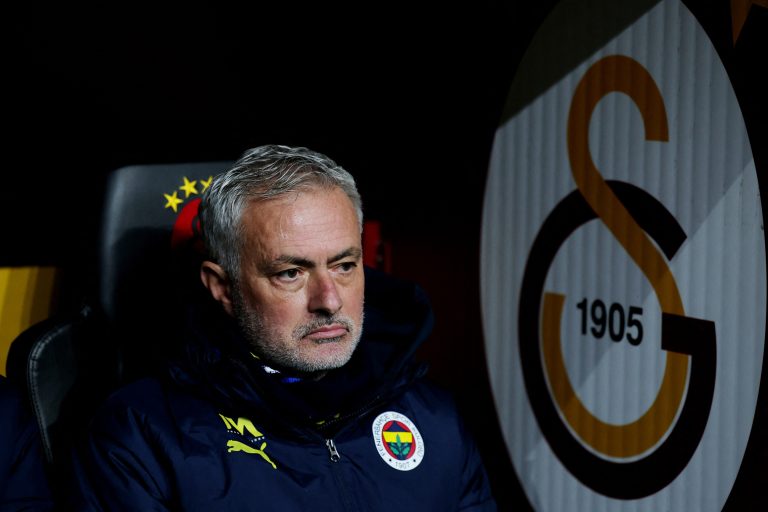 Galatasaray poursuit Mourinho pour des déclarations racistes