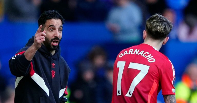 Garnacho envoie un message après son passage sur le banc à Man Utd