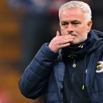 Jose Mourinho suspendu 4 matchs pour ses commentaires en Turquie