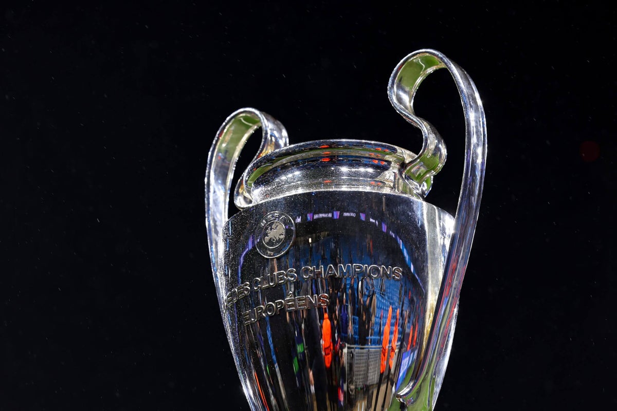 La bataille pour la Ligue des Champions - 12 clubs en lice