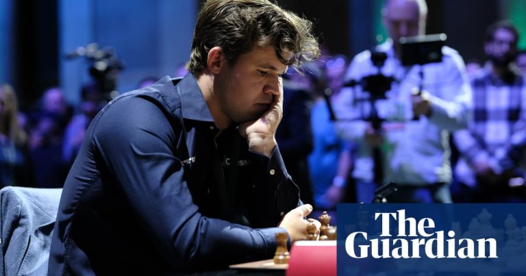 Magnus Carlsen en route pour la Coupe du Monde Esports à Riyad