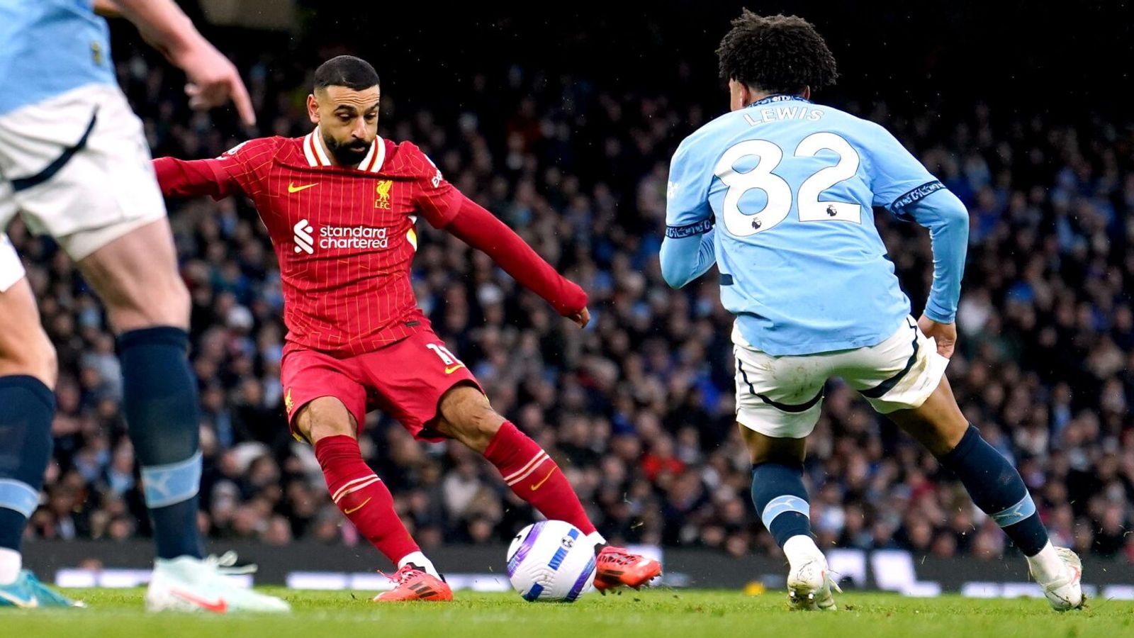 Mohamed Salah brille à Man City et fait des comparaisons avec Messi et Ronaldo