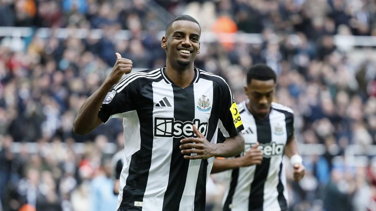 Newcastle s-impose 4-3 contre Nottingham Forest dans un match fou