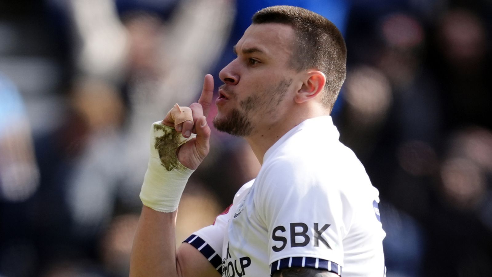 Preston élimine Burnley en FA Cup avec une victoire 3-0