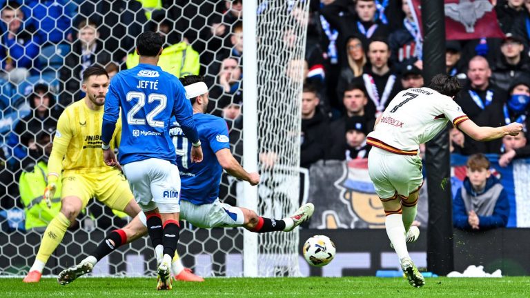 Rangers 1-2 Motherwell - La réalité frappe après l-euphorie