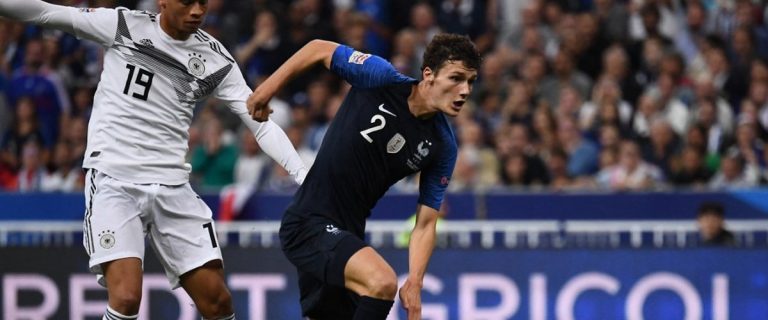 Réactions hilarantes des stars du foot à la photo de Pavard