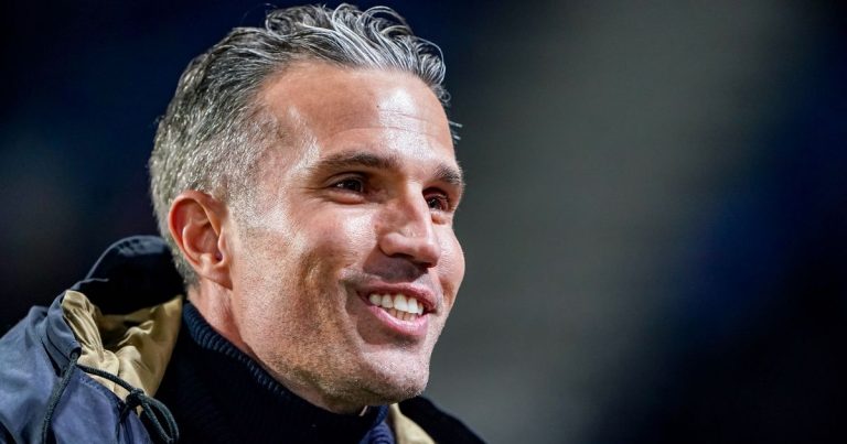 Robin van Persie devient entraîneur de Feyenoord - un nouveau défi