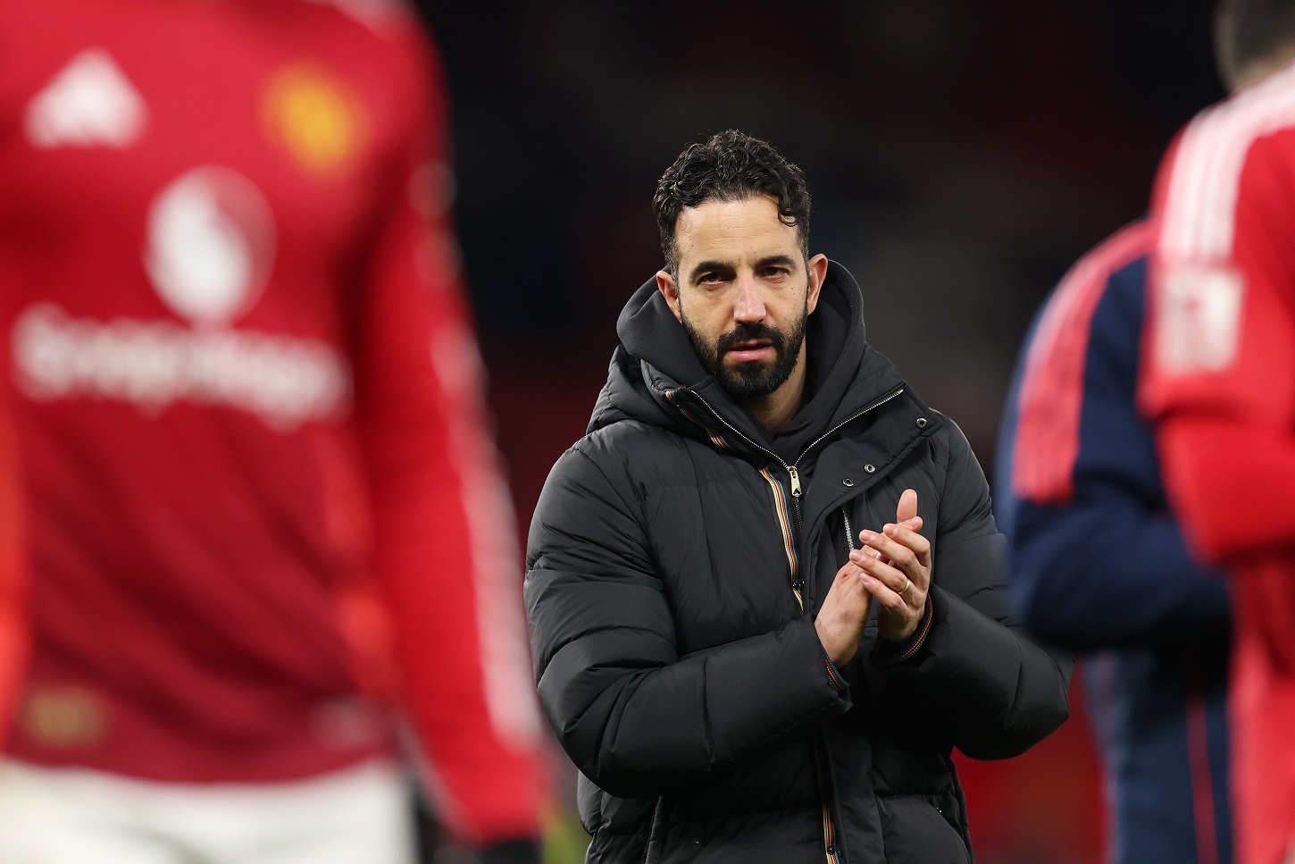 Ruben Amorim réagit aux critiques de Wayne Rooney après la défaite