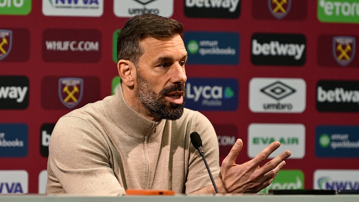 Ruud van Nistelrooy critique Leicester après leur défaite contre West Ham