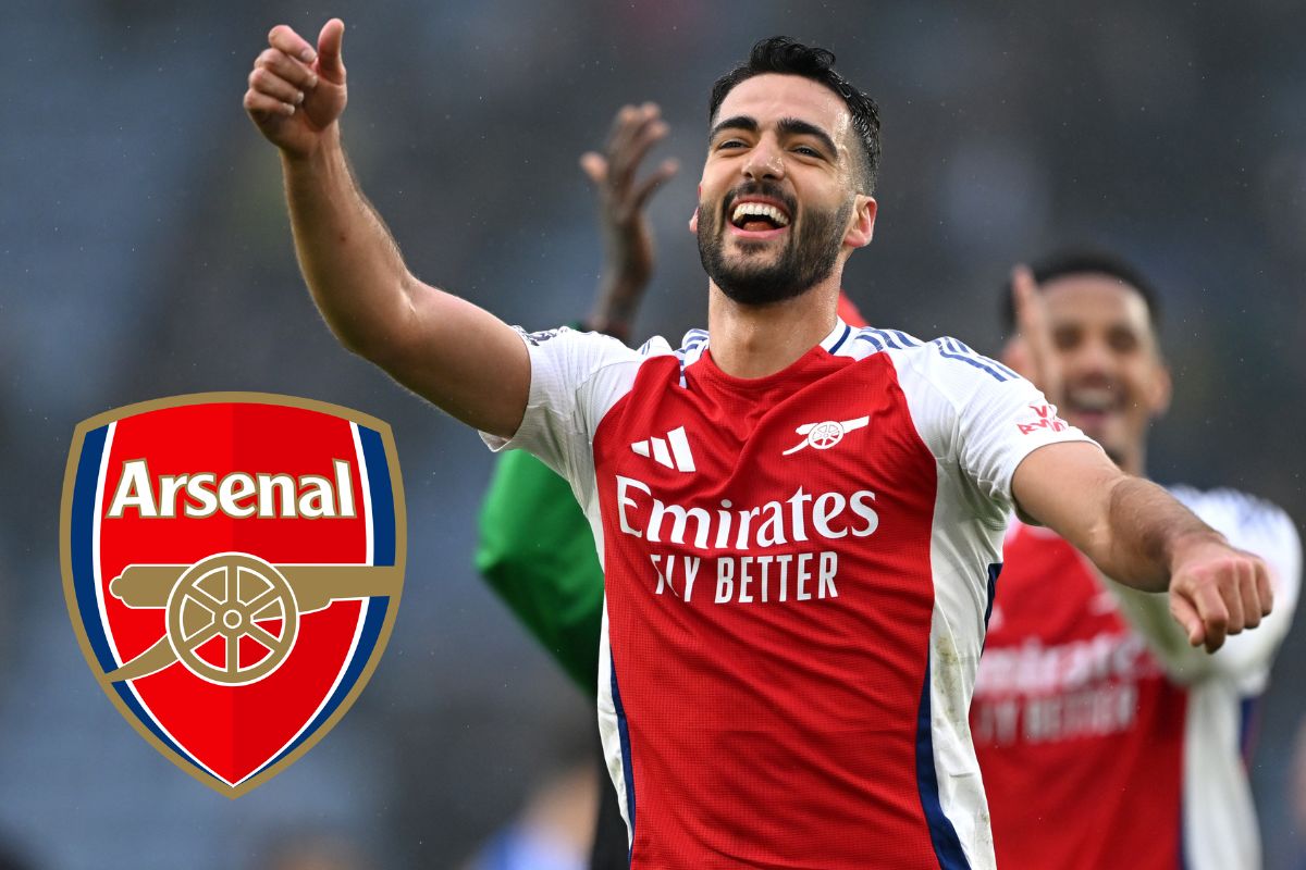 Mikel Merino of Arsenal celebrates victory after the Premier League match between Leicester City FC and Arsenal FC