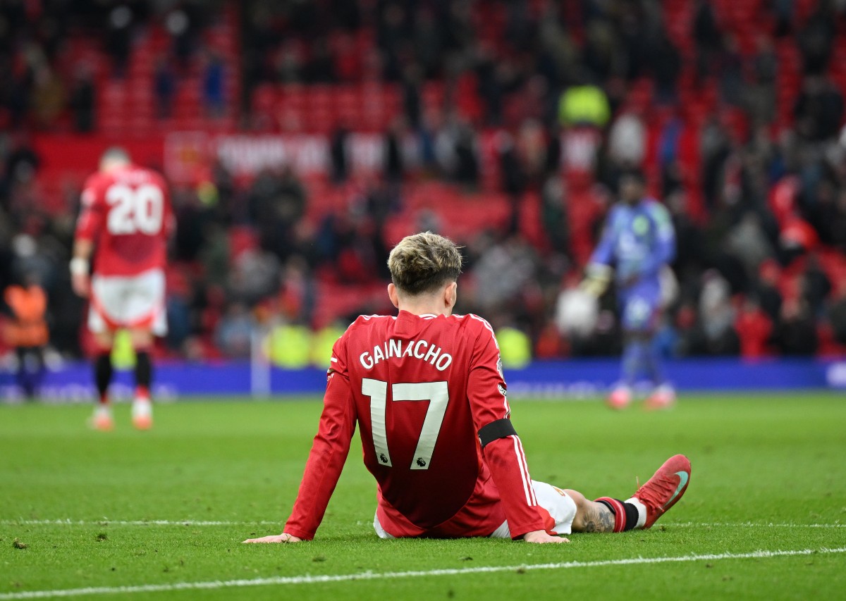 Alejandro Garnacho réagit lors de la défaite de Man United contre Crystal Palace