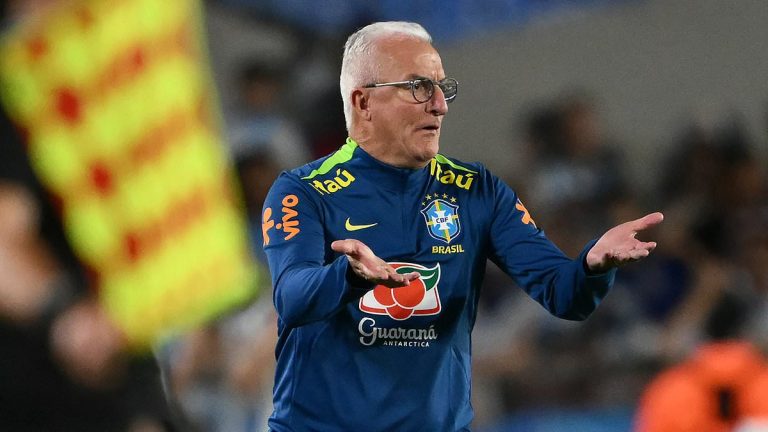 Brésil - Dorival Junior sur le point d-être limogé après une défaite 4-1