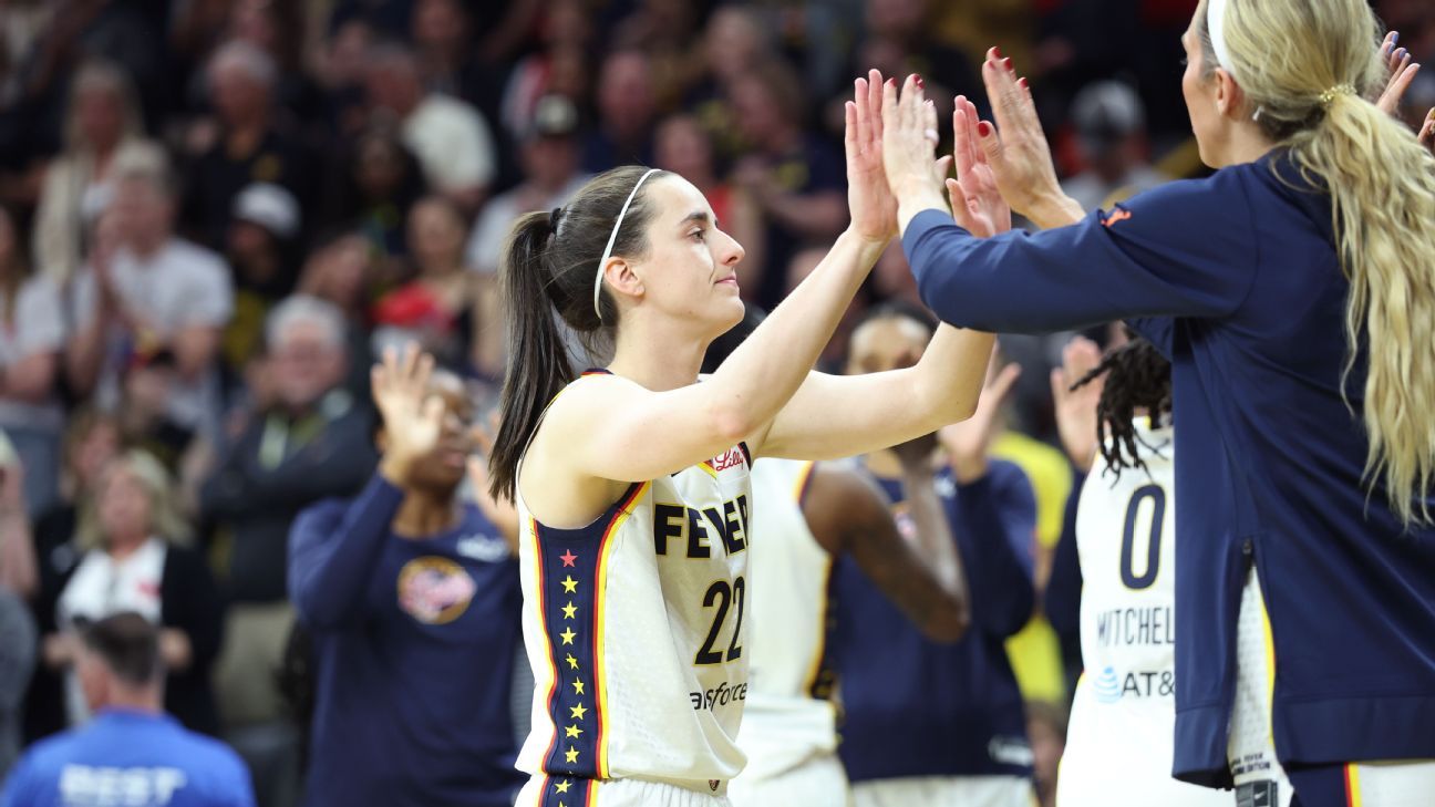 Caitlin Clark brille lors du retour des Indiana Fever à Iowa