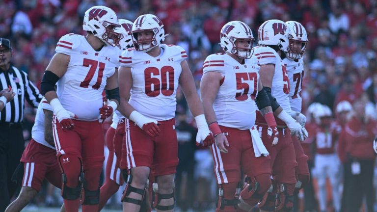 Crise de la ligne offensive dans le football universitaire américain