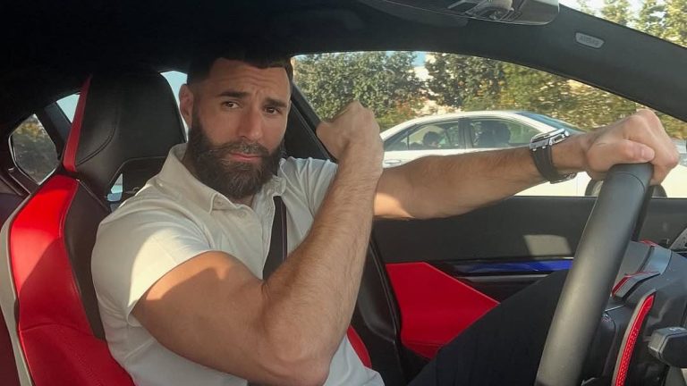 Karim Benzema achète une BMW à 138 000 £ en Arabie Saoudite