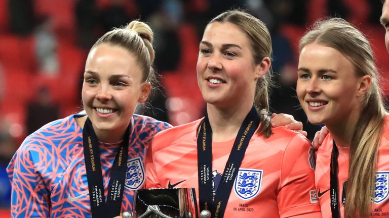 L-Angleterre face à une crise de gardiennes avant l-Euro 2025