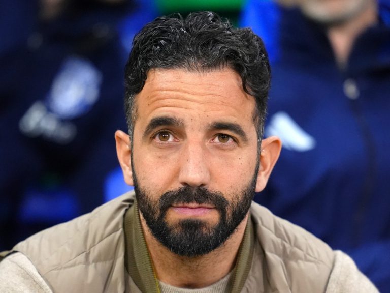 Manchester United en course pour Rayan Cherki de Lyon