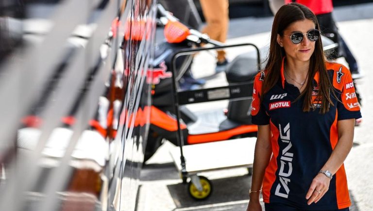 Mathilde Poncharal - femme dans le paddock MotoGP français