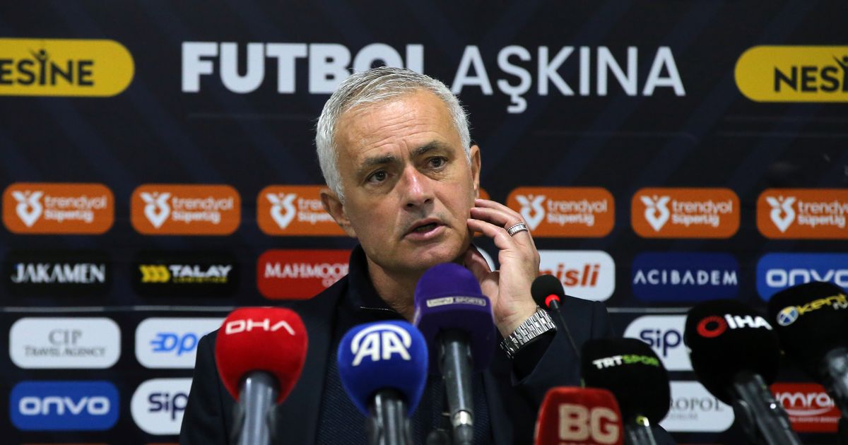 Mourinho dénonce une injustice après la défaite face à Solskjaer en Turquie