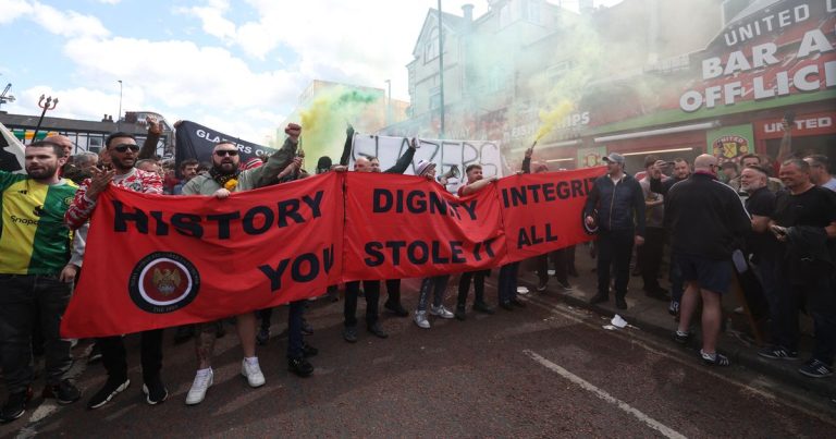 Protestation des fans de Manchester United contre les propriétaires