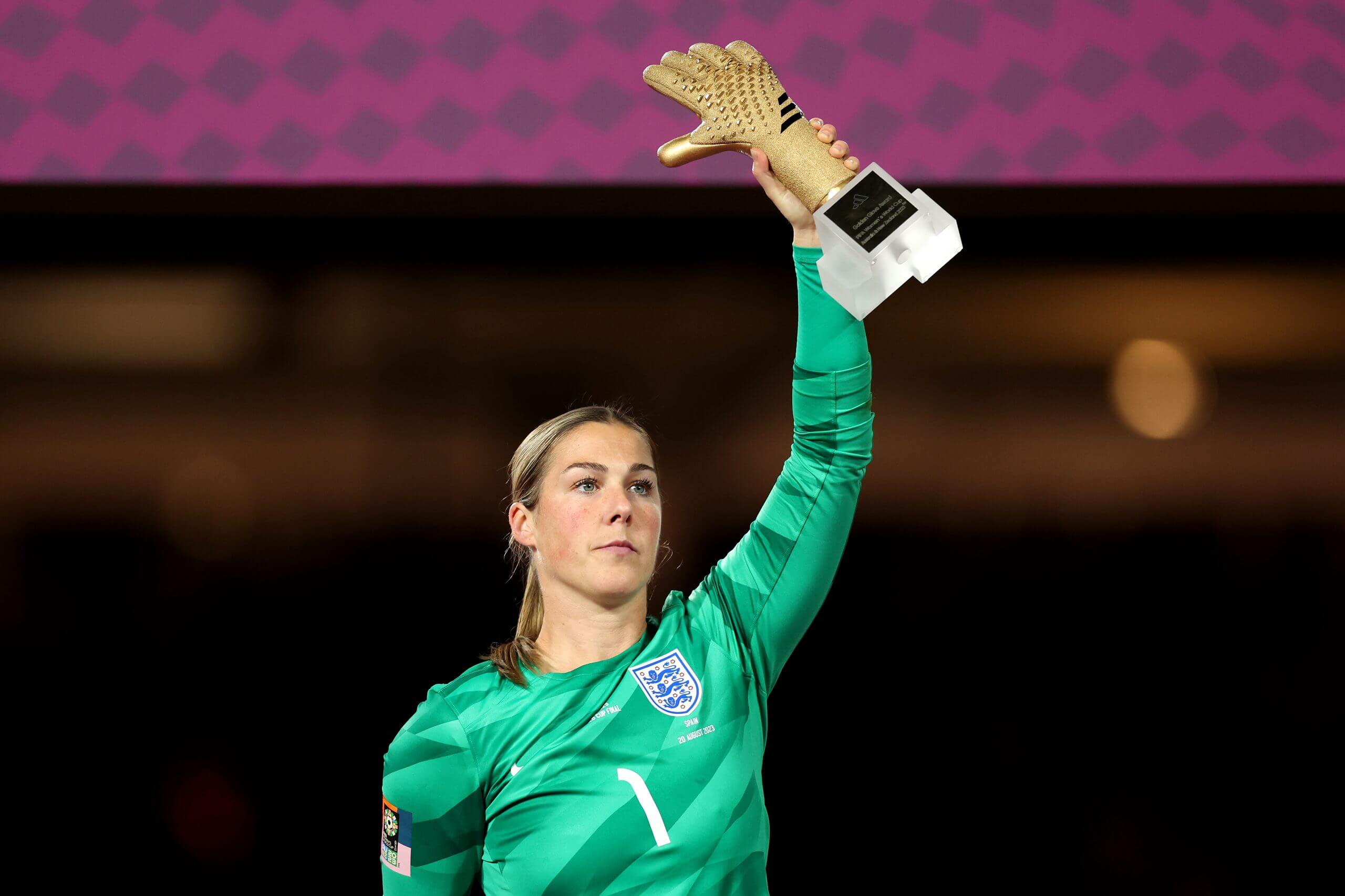 Mary Earps célébrant une victoire