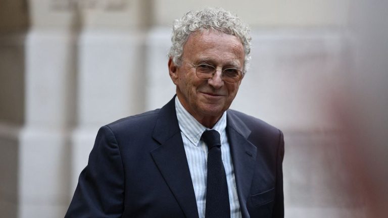 Nelson Monfort quitte Roland-Garros : hommage et polémique