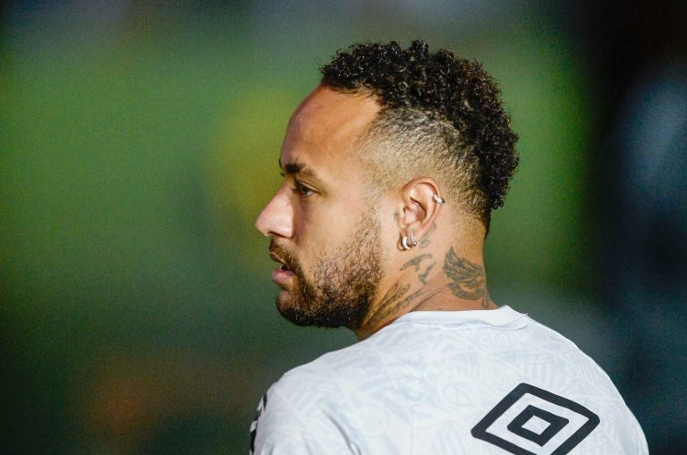 Neymar s'exprime sur la rupture avec le PSG : sacrifices et fierté