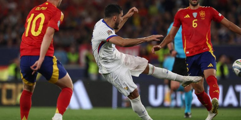 Rayan Cherki, de l'indésirable à l'étoile montante de l'équipe de France